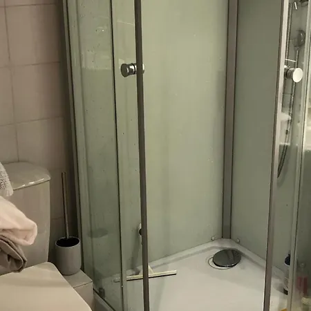 Etoile De La T2 Parking Gratuit * לה קיוטאט