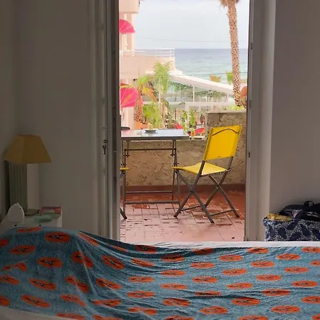 Etoile De La T2 Parking Gratuit *