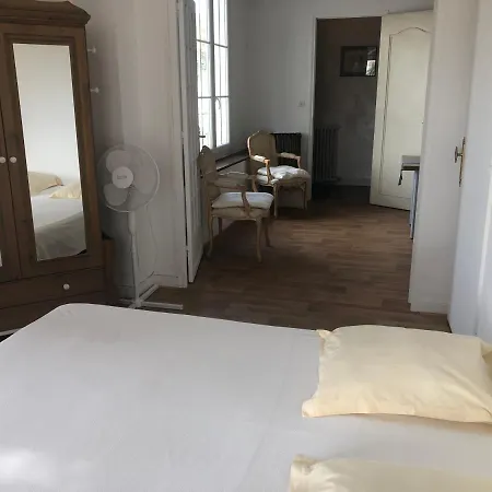 Etoile De La T2 Parking Gratuit